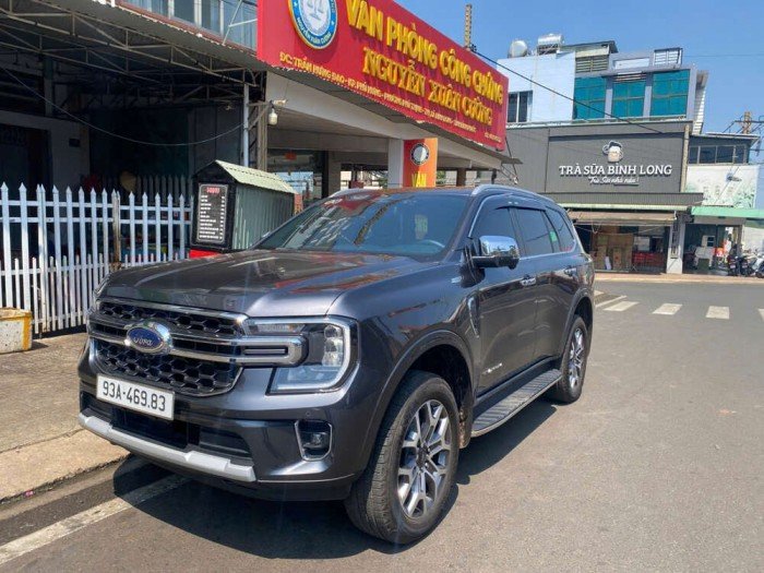 Ford Everest Titanium