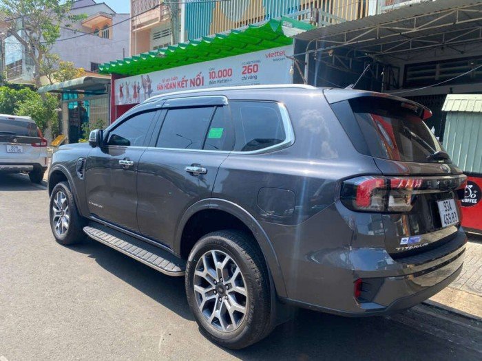 Ford Everest Titanium
