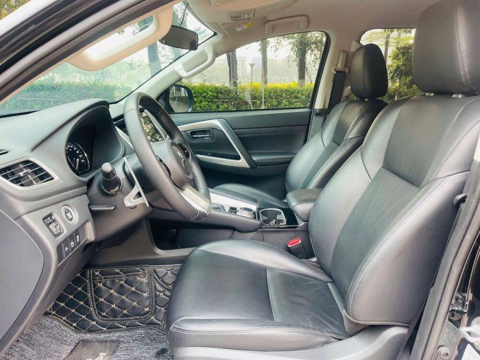 Mitsubishi Pajero Sport 3.0 Mitsubishi Pajero Sport 3.0