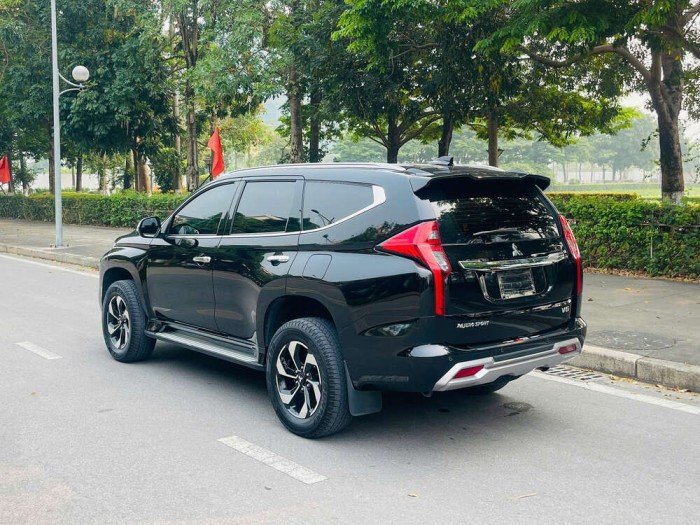 Mitsubishi Pajero Sport 3.0 Mitsubishi Pajero Sport 3.0