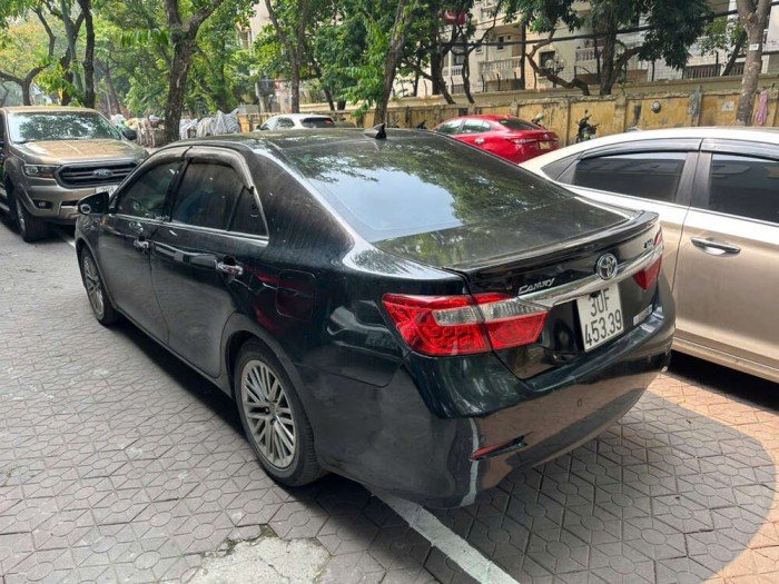 Toyota Camry 2.5Q 2014 đen