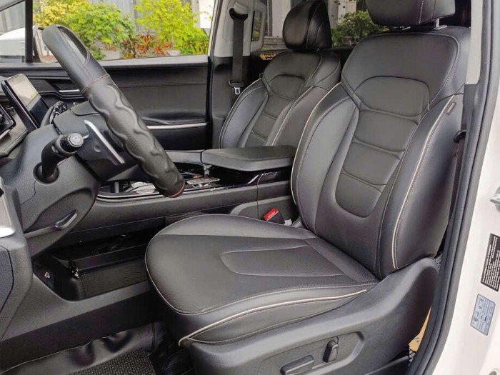 Hyundai Custin 1.5 Tiêu chuẩn 2023