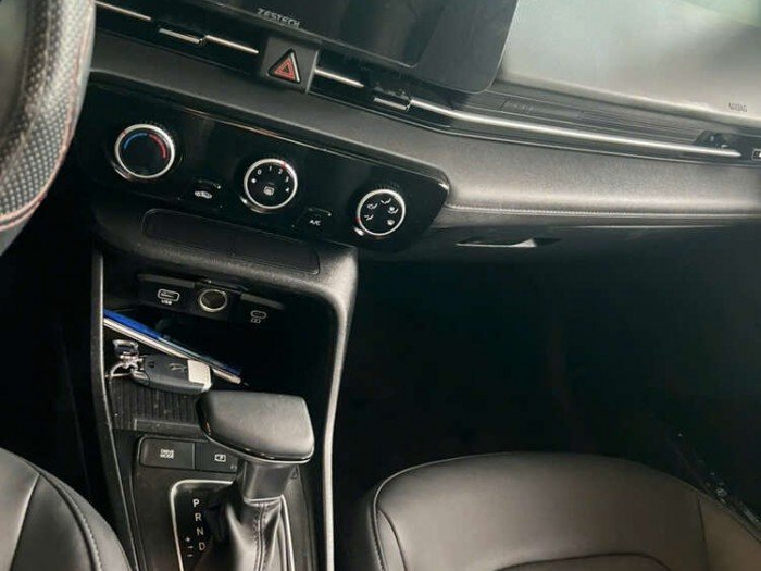 Hyundai Accent 1.5 AT Đặc biệt 2024 (thế hệ mới)