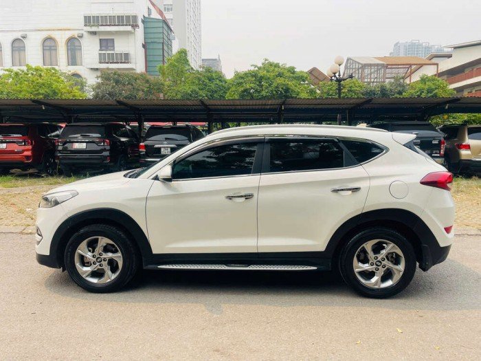 Hyundai Tucson 2.0 AT phiên bản 2015 nhập khẩu