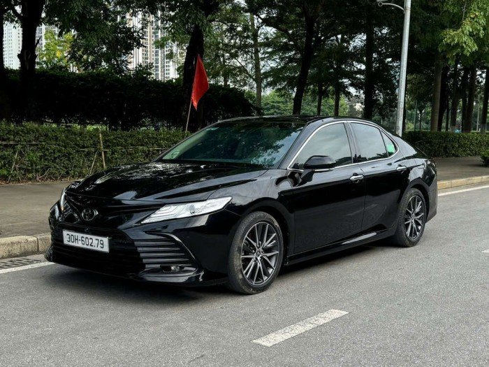 Toyota Camry 2.5Q 2022