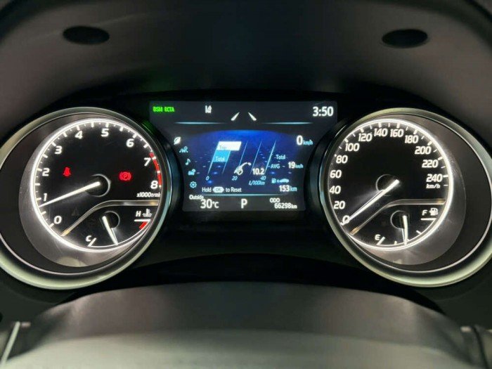 Toyota Camry 2.5Q 2022