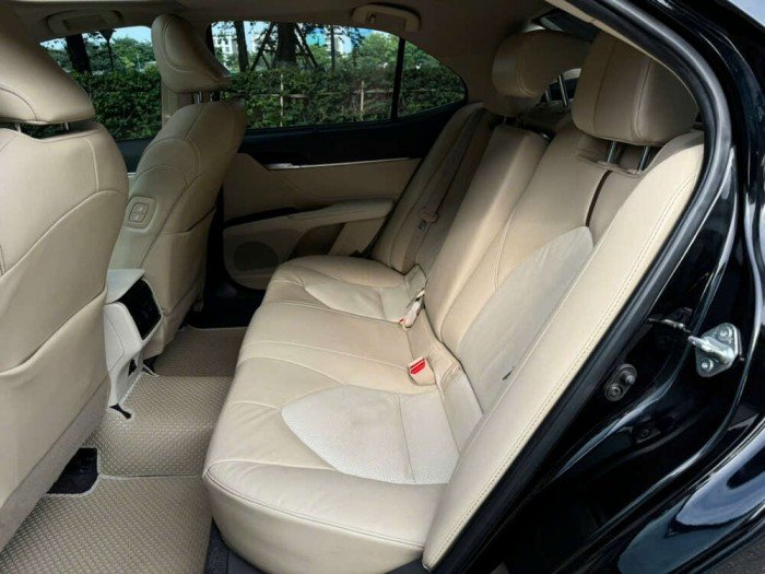 Toyota Camry 2.5Q 2022