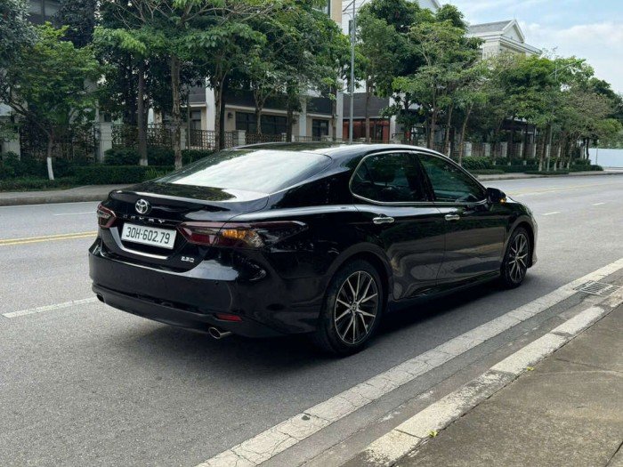 Toyota Camry 2.5Q 2022