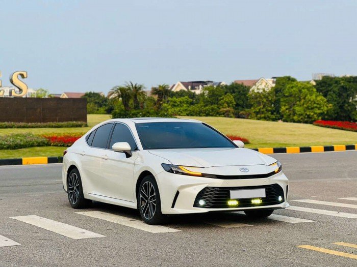 Toyota Camry 2.0Q sx 2025