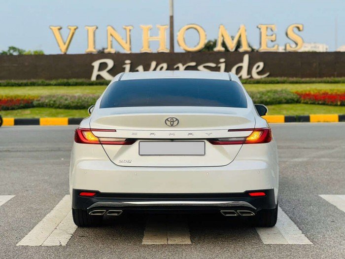 Toyota Camry 2.0Q sx 2025