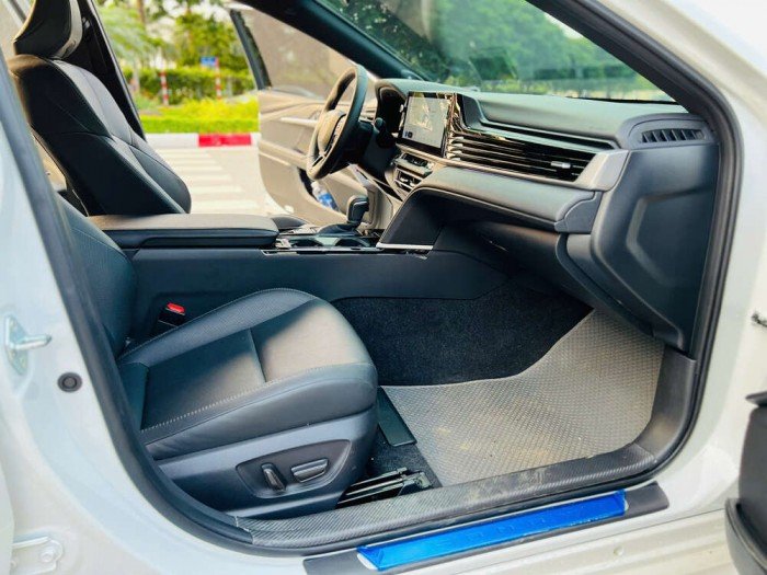 Toyota Camry 2.0Q sx 2025