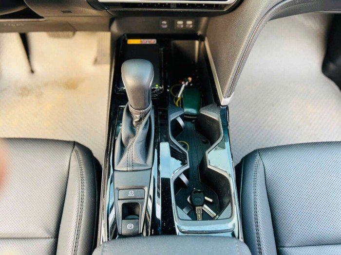 Toyota Camry 2.0Q sx 2025