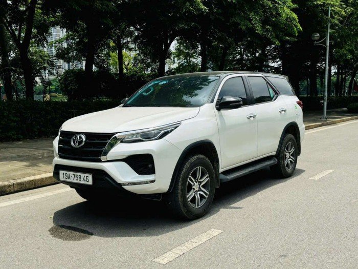 Toyota Fortuner 2.4L 2025