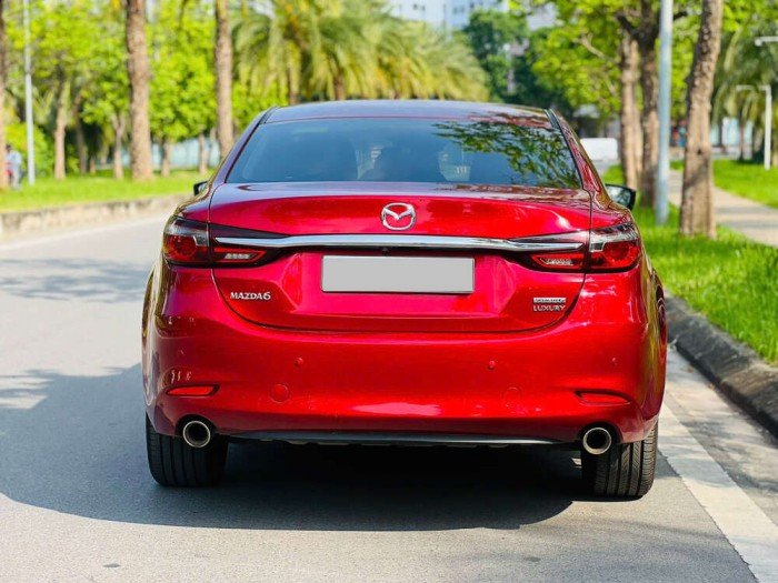 Mazda 6 2.0 Luxury 2020 Mazda 6 2.0 Luxury 2020