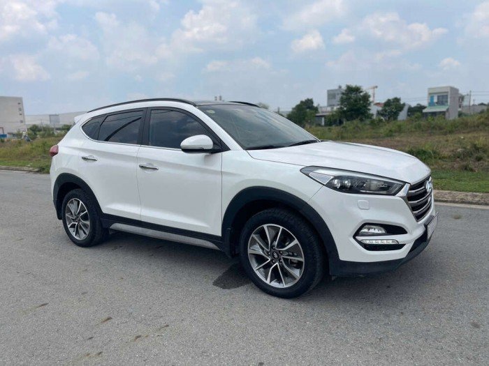 Hyundai Tucson 2.0 Đặc biệt sx 2018