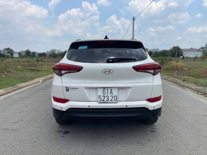 Hyundai Tucson 2.0 Đặc biệt sx 2018