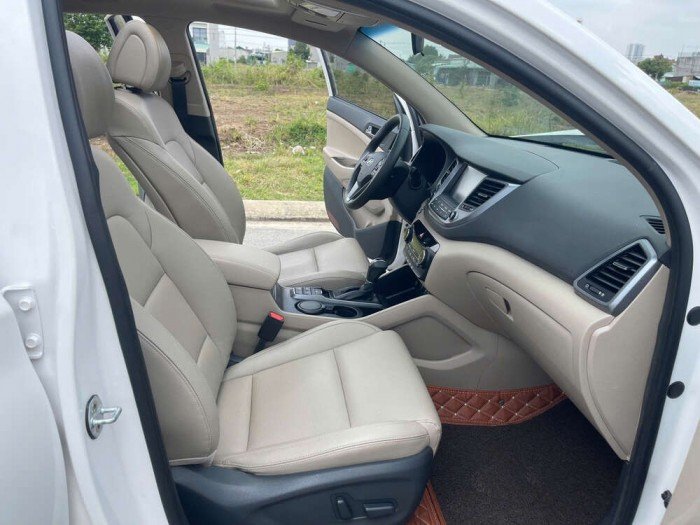 Hyundai Tucson 2.0 Đặc biệt sx 2018