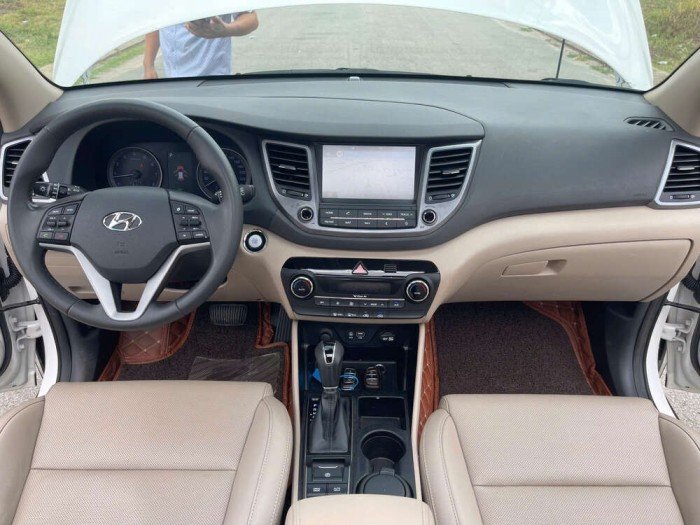 Hyundai Tucson 2.0 Đặc biệt sx 2018