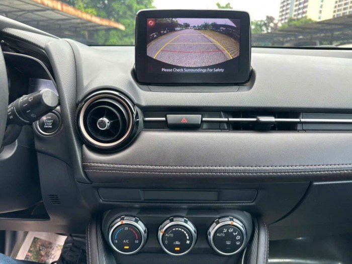 Mazda 2 2019 Sport Luxury đỏ