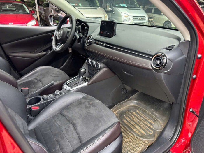 Mazda 2 2019 Sport Luxury đỏ
