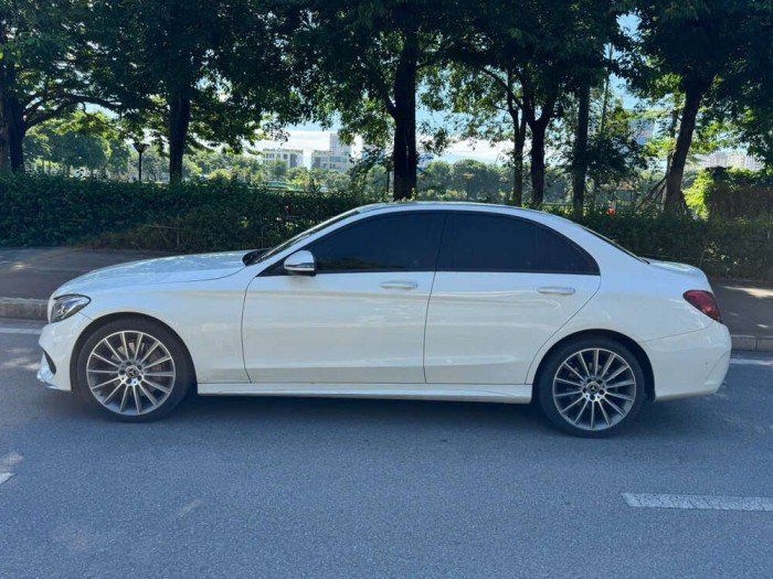 Mercedes-Benz C300 AMG 2016