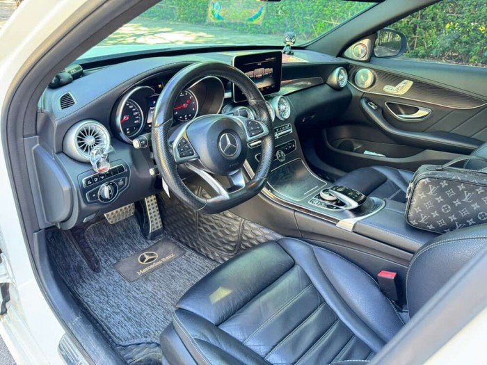 Mercedes-Benz C300 AMG 2016