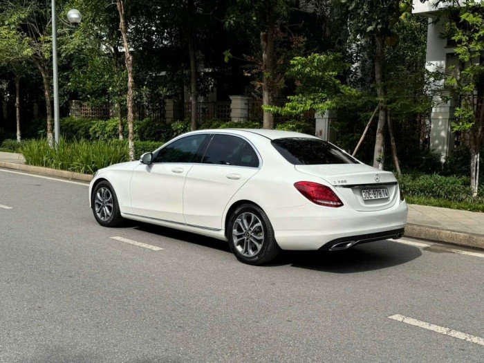 Mercedes-Benz C200 2017