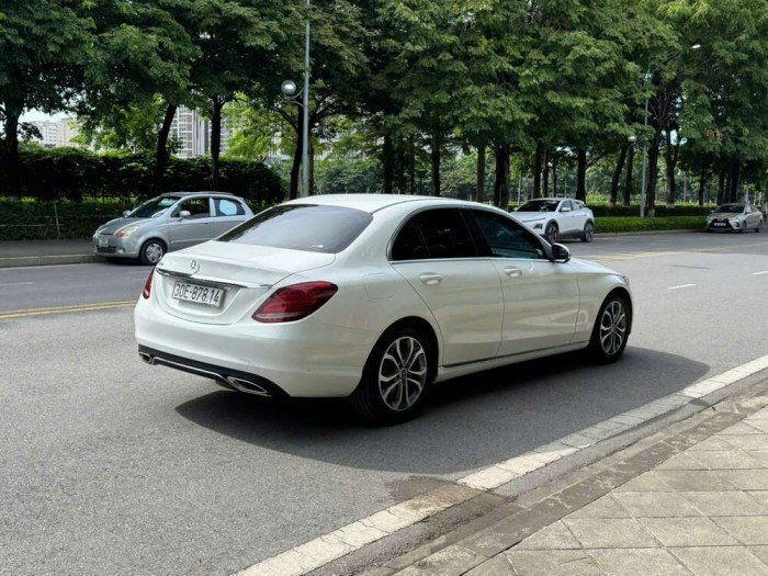Mercedes-Benz C200 2017