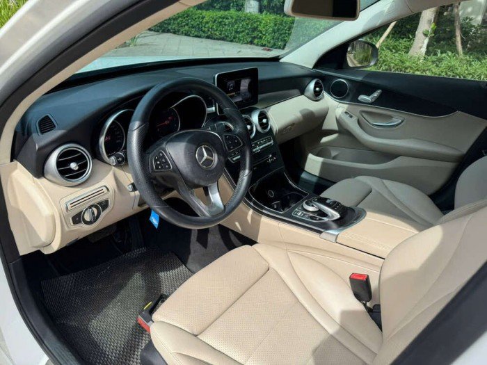 Mercedes-Benz C200 2017