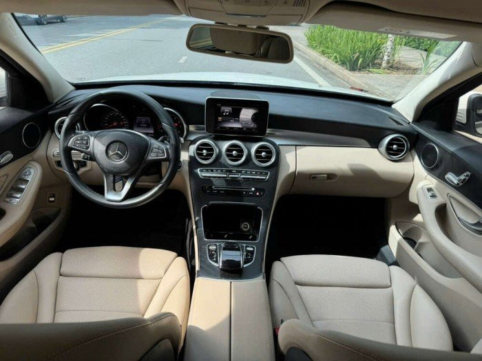 Mercedes-Benz C200 2017