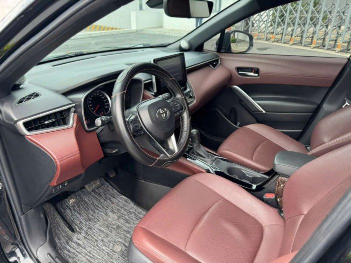 Toyota cross 1.8V 2020