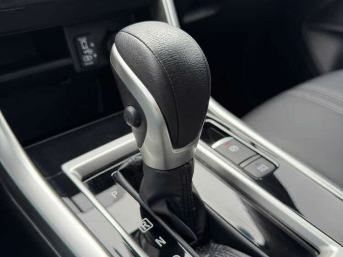 Mitsubishi Xpander Premium 1.5 AT 2024