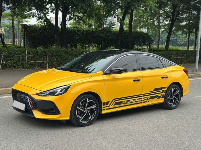 MG 5 2022 1.5Luxury Vàng