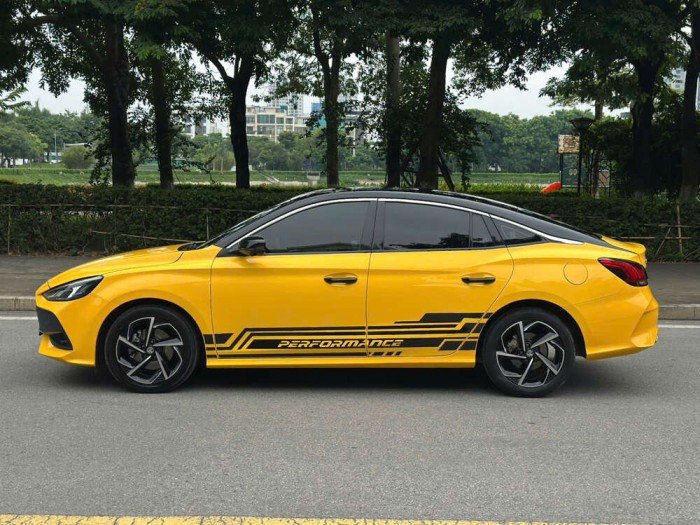MG 5 2022 1.5Luxury Vàng