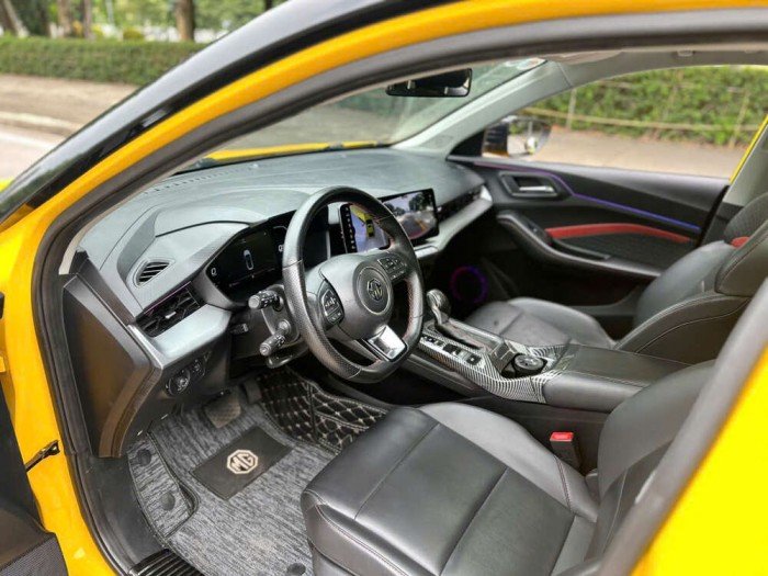 MG 5 2022 1.5Luxury Vàng