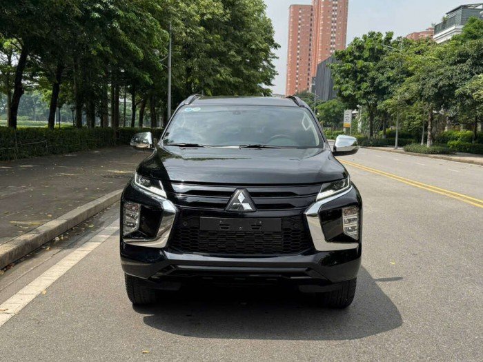 Mitsubishi Pajero sport 2023