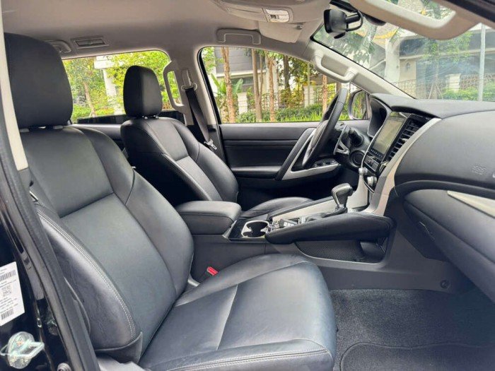 Mitsubishi Pajero sport 2023