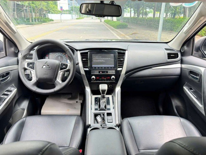 Mitsubishi Pajero sport 2023