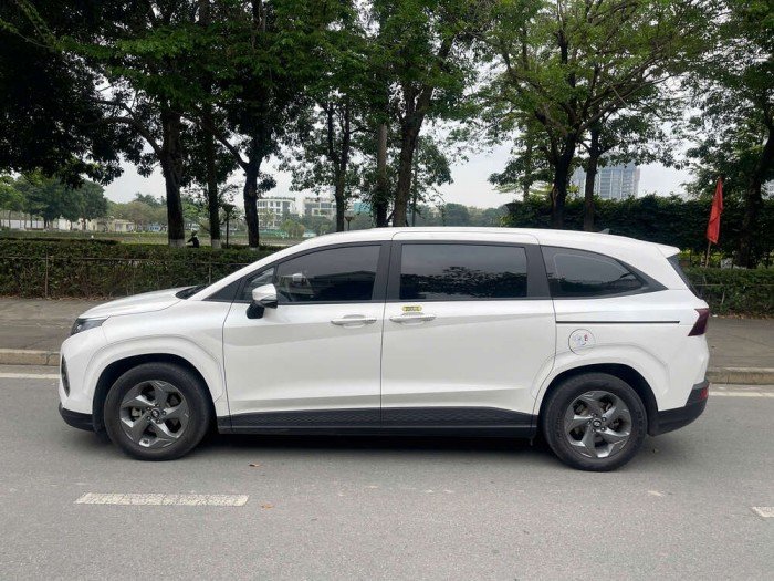 Hyundai Custin 1.5AT tiêu chuẩn 2023