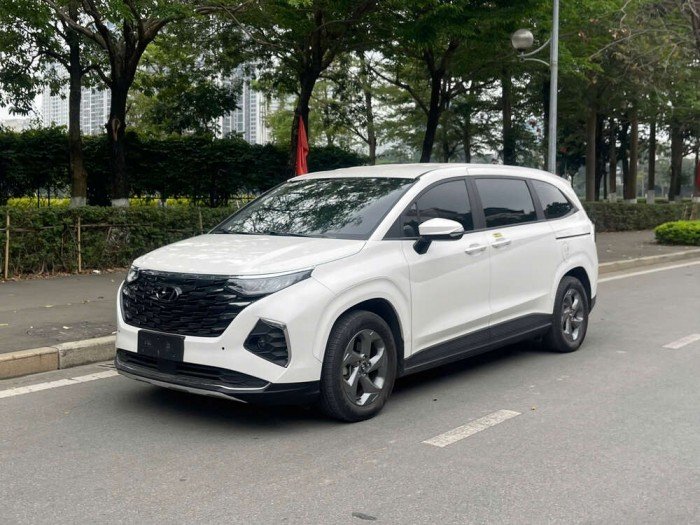 Hyundai Custin 1.5AT tiêu chuẩn 2023