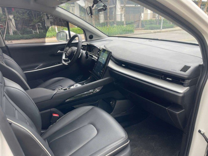 Hyundai Custin 1.5AT tiêu chuẩn 2023